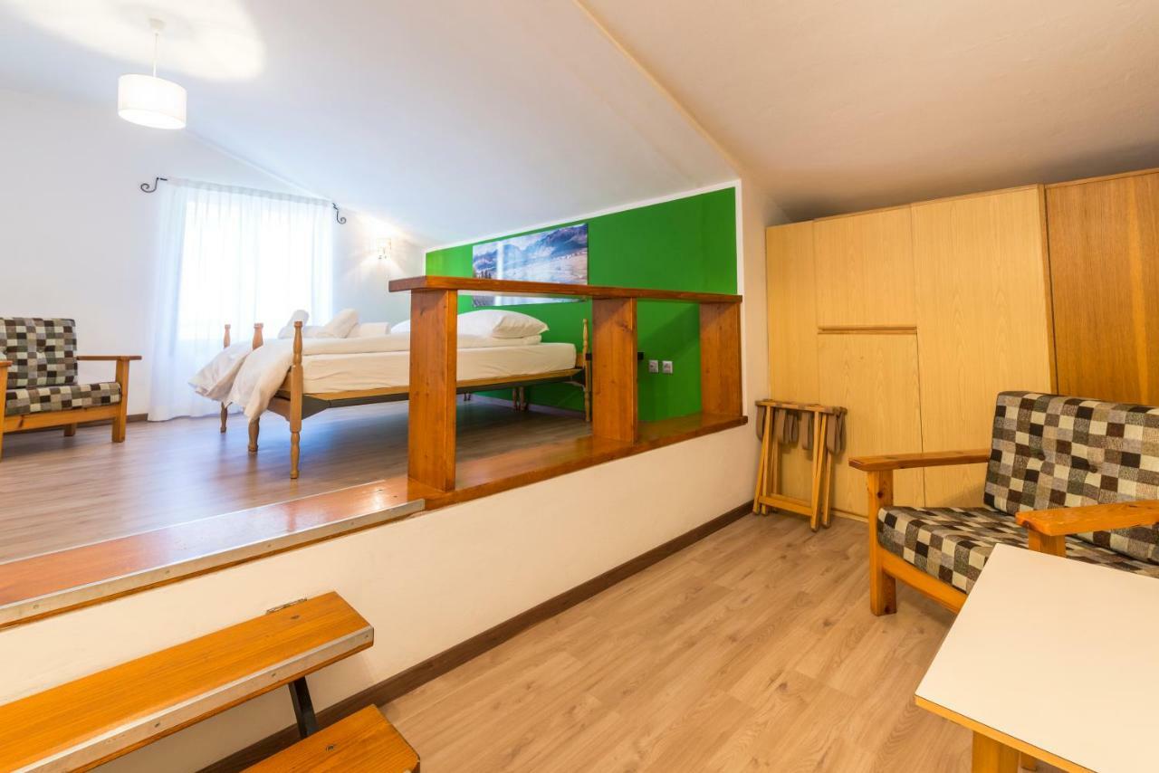 Room&Breakfast Al Canyon Фондо Екстер'єр фото